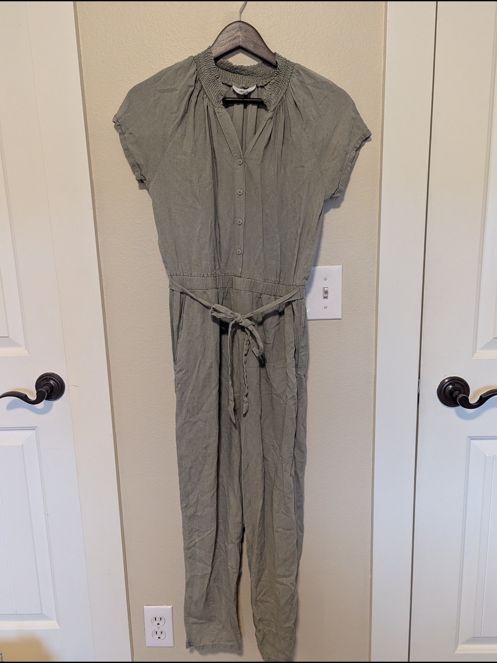 Women's Small BB Dakota Olive Green Short Sleeve Tie-Waist Jumpsuit